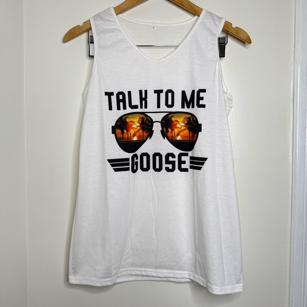 READ ⬇️ Top Gun Talk to me Goose Tank Top Women’s Size Medium